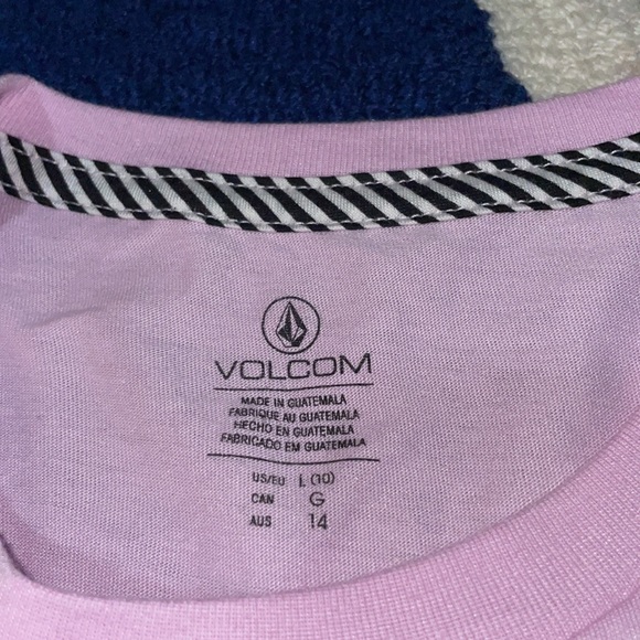 Volcom Hawaii tanks bundle - Picture 3 of 6